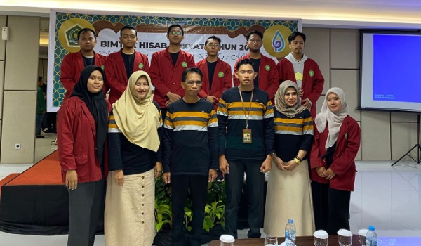 Mahasiswa/i Fakultas Agama Islam Universitas Muhammadiyah Pontianak mengikuti kegiatan Bimtek Hisab Rukyat dengan tema 